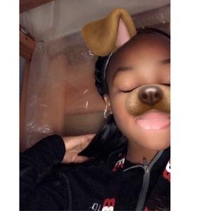 Meet your Posher, Syniah